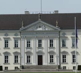 Schloss Bellevue, das Schloss zur schönen Aussicht