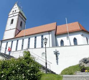 Kirch auf dem Gipfel