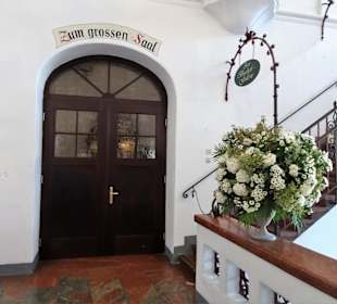 Der Weg in die Gasträume des Stieglkellers