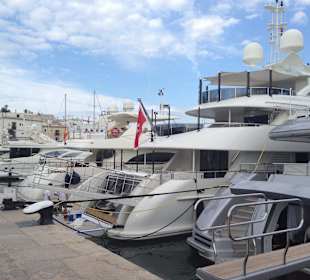 Luxusyachten in Ibiza Elvissa
