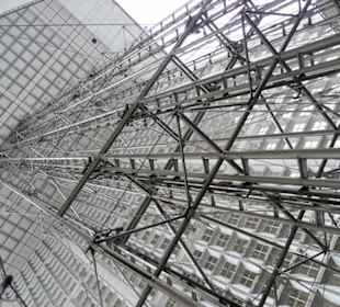 Lift auf den Grand Arche