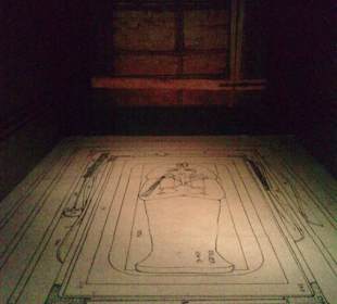 Grab- äußerster Kasten