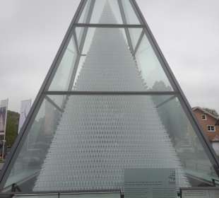 Kristallglas-Pyramide