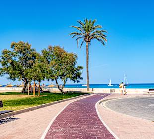 Strandpromenade Sa Coma