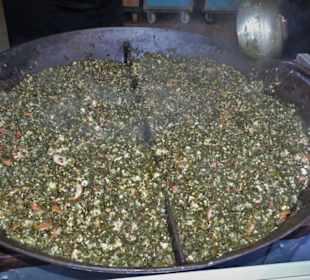 Blick in die Grünkohlpfanne der Firma Bley 