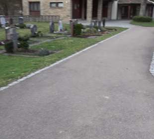 Aussegnungshalle Neckartenzlingen