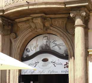 Auf dem Franz-Kafka-Platz