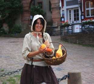 Marktfrau Kunigunde in Miltenberg am Main