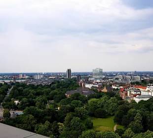 Bis zum Fernmeldeturm