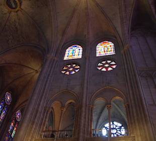 Интерьеры Нотр-Дама