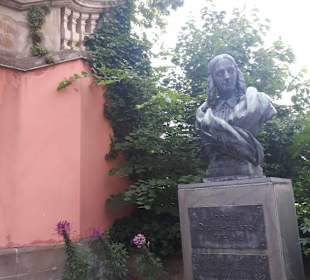 Annette von Droste-Hülshoff Bronzebüste