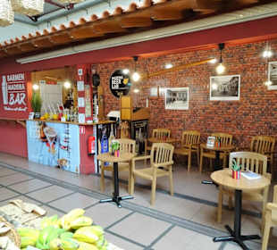 Rundgang durch die Markthalle von Funchal