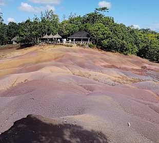 iebenfarbige Erde / Terres des Sept Couleurs / Seven Coloure