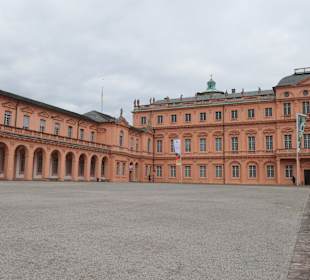 Blick zum Residenzschloss von Rastatt
