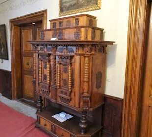 Rundgang durch die Räume des Wasserschlosses