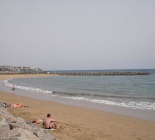 Der Strand unterhalb des Hotels