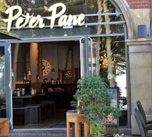 Eingang zum Peter Pane in Lübeck