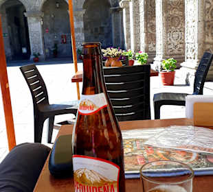 Café Misti und Alpaca Shop