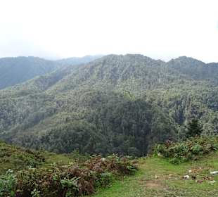 Auf dem Weg zum Wasserfall von Sapa