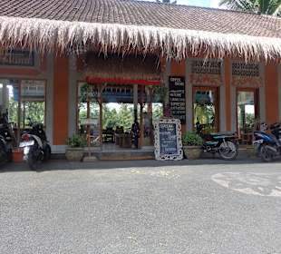 Lokal an der Straße