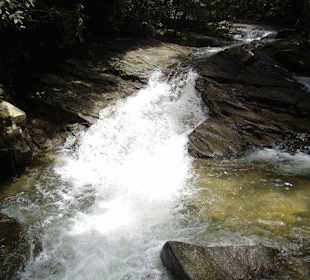 Chong Fah Wasserfall