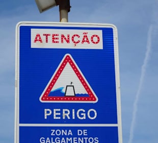 Warnung vor Seegang an der Nordmole