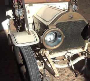 Innenhöfe - "Star" Auto 1898