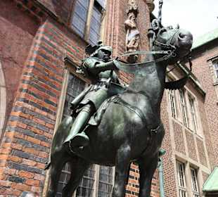 Reiter am neuen Rathaus