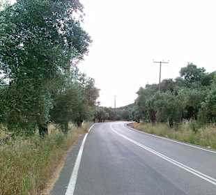 Oberhalb Acharavi