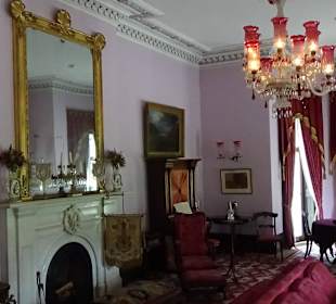 Salon...