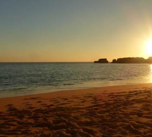 Sonnenuntergang bei Praia da Coelha (Hasenstrand)