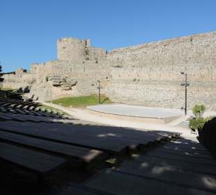 Rhodos - opevnění s příkopem