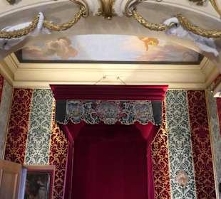 Führung durch das Residenzschloss von Rastatt