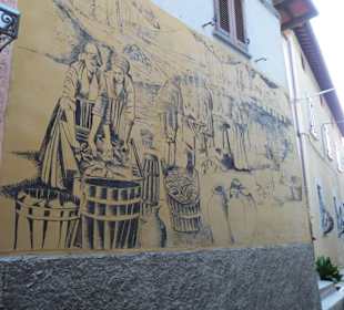 Kunstwerk auf Hauswand