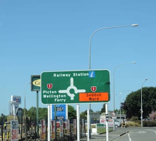 Mit dem Hop on Hop off Bus in der Region unterwegs