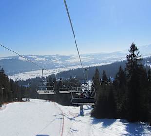 Wyciąg Kotelnica III - widok na czerwoną trasę