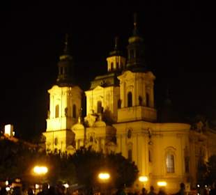 St. Nikolaus Kirche bei Nacht