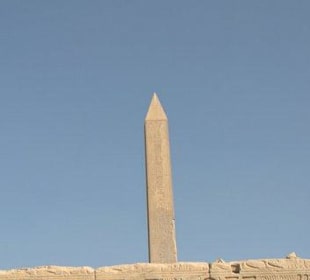 Obelisk vom Karnak Tempel