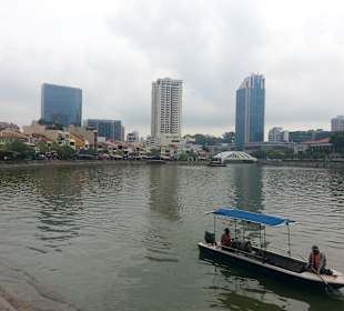 Fluß kurz vor Marina Bay