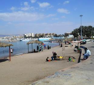 Strand Al-Ghandour
