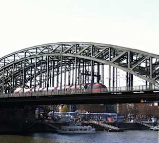 Rhein-Schifffahrt mit der Köln - Düsseldorfer