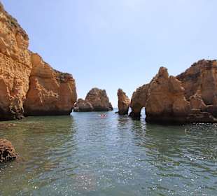 Steilküste - Grotten - Meer