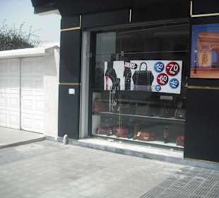 Hier werden Schuhträume war