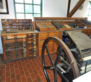 Ausstellung in der Remise der Windmühle Varel
