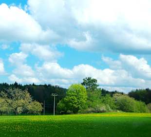 Entlang der romantischen Burgenstraße Fränkischen Schweiz