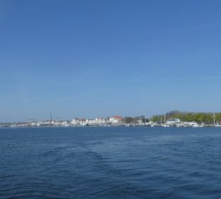 Fahrt mit der Priwall-Fußgängerfähre über die Trav