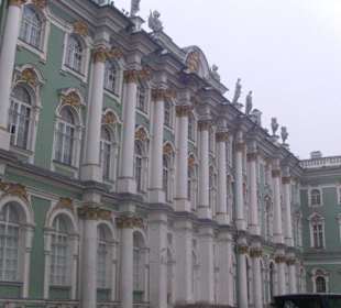 Eremitage St Petersburg Außenansicht