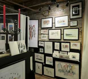 Kleine Galerie mit vielfältiger Kunst aus Bergen