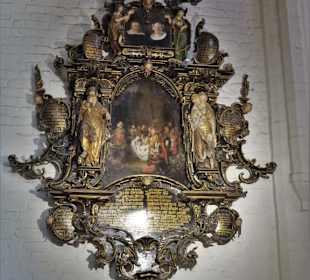 Epitaph an der Wand des Kirchenschiffes