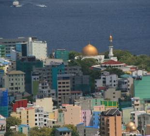 Mit dem Wasserflugzeug nach Male